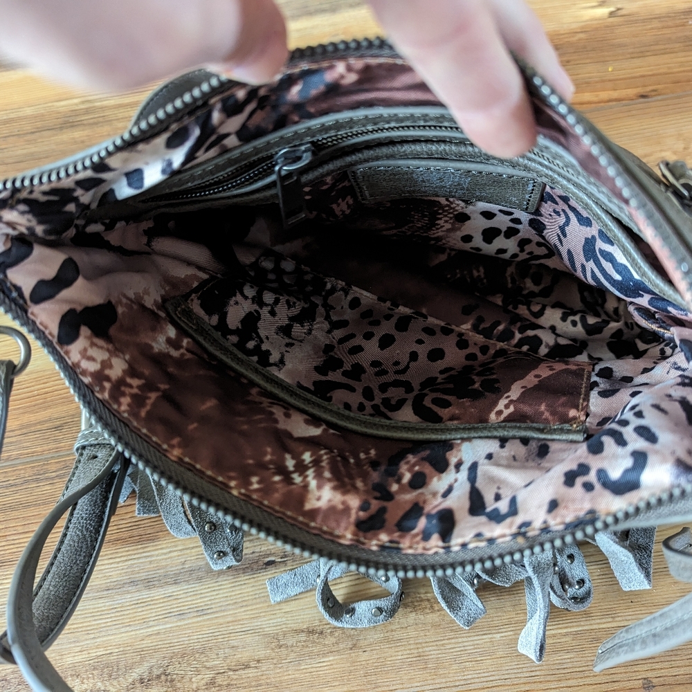 Sharif Gray Western Fringe Studded Over Shoulder Crossbody Bag Western Purse - Picture 5 of 10